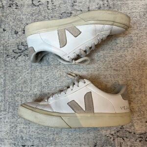 Veja Camp Sneakers